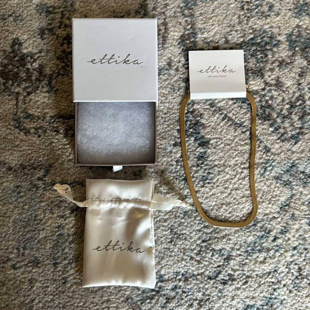 Ettika Brooklyn Flat Herringbone Chain Necklace NWT